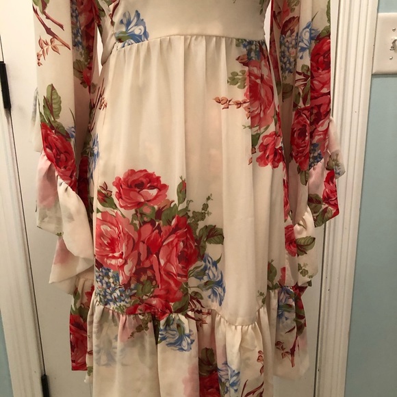 Betsey Johnson Boho Floral Bell Sleeve Dress sz 8 - Picture 7 of 9